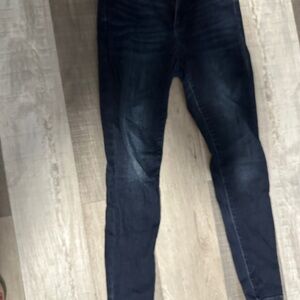 Judy Blue Dark Wash Skinny Jeans